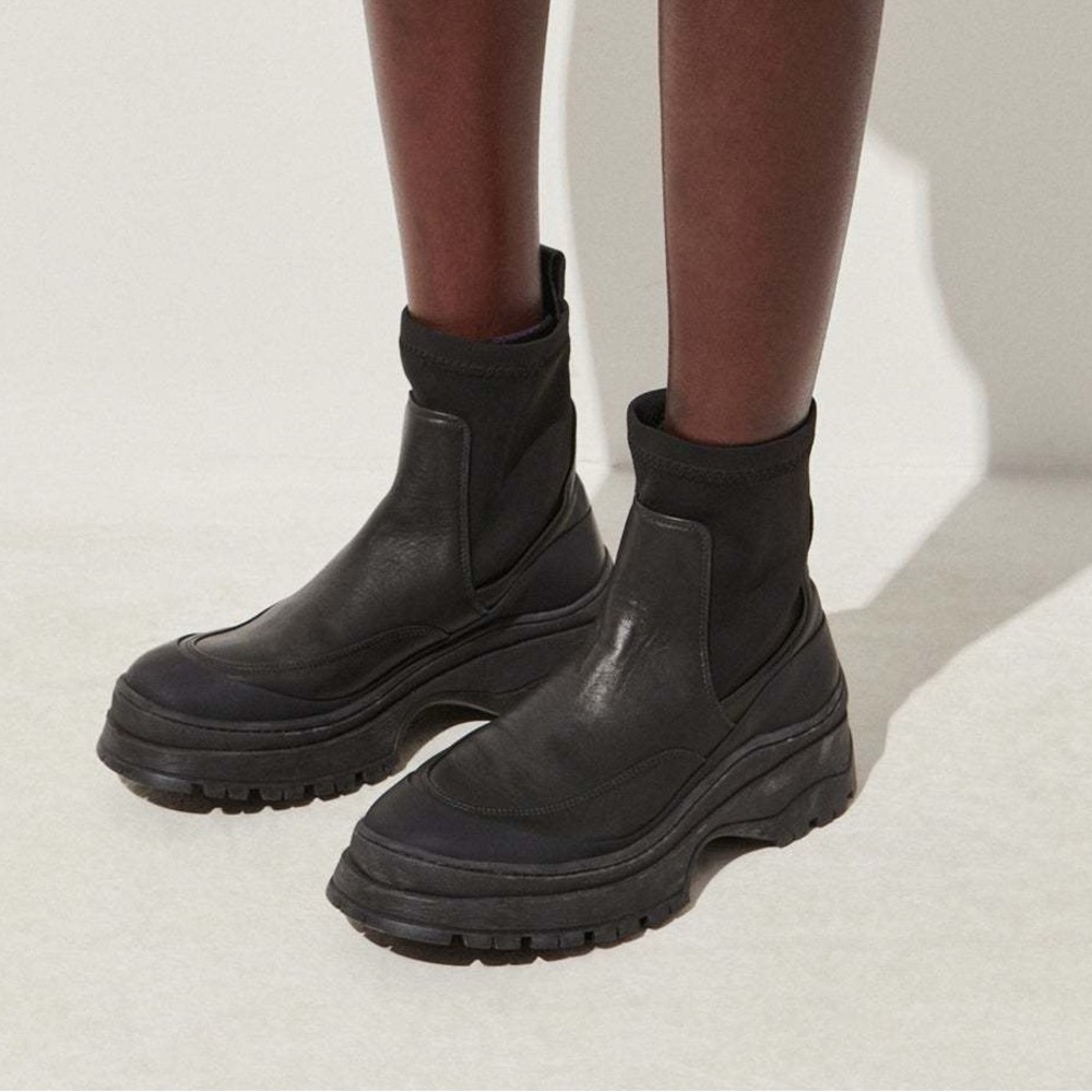 Rachel Comey Barla Boot
Black, Brush Off Leather
WORN ONCE